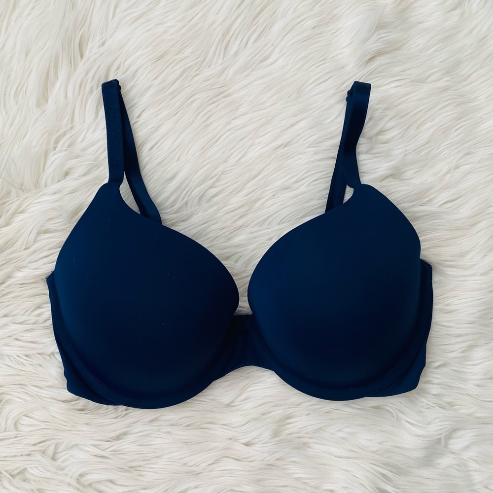 {Victoria’s Secret} Padded Perfect Shape Navy Bra